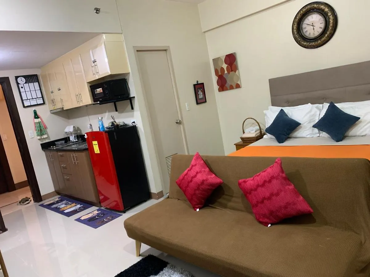 One Palm Tree Villas Condominium - Studio 2Nd Fl With Balcony - Across Terminal 3 Airport Pasay Aparthotel