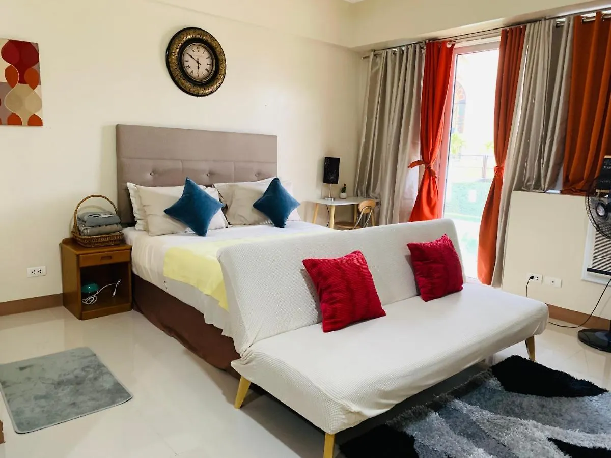 One Palm Tree Villas Condominium - Studio 2Nd Fl With Balcony - Across Terminal 3 Airport Pasay 0*,