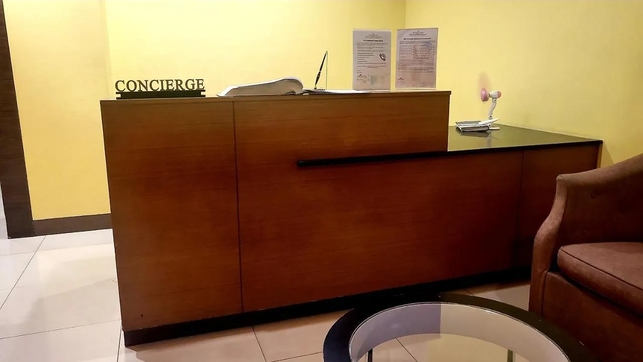 One Palm Tree Villas Condominium - Studio 2Nd Fl With Balcony - Across Terminal 3 Airport Pasay