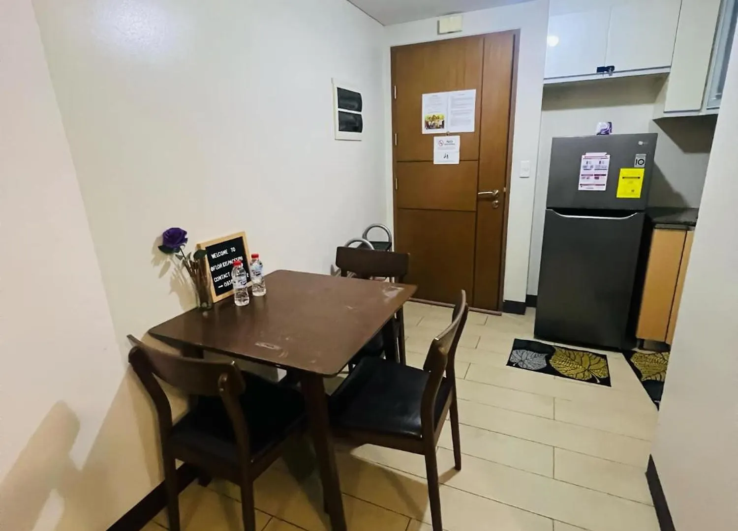One Palm Tree Villas Condominium - Studio 2Nd Fl With Balcony - Across Terminal 3 Airport Pasay Aparthotel