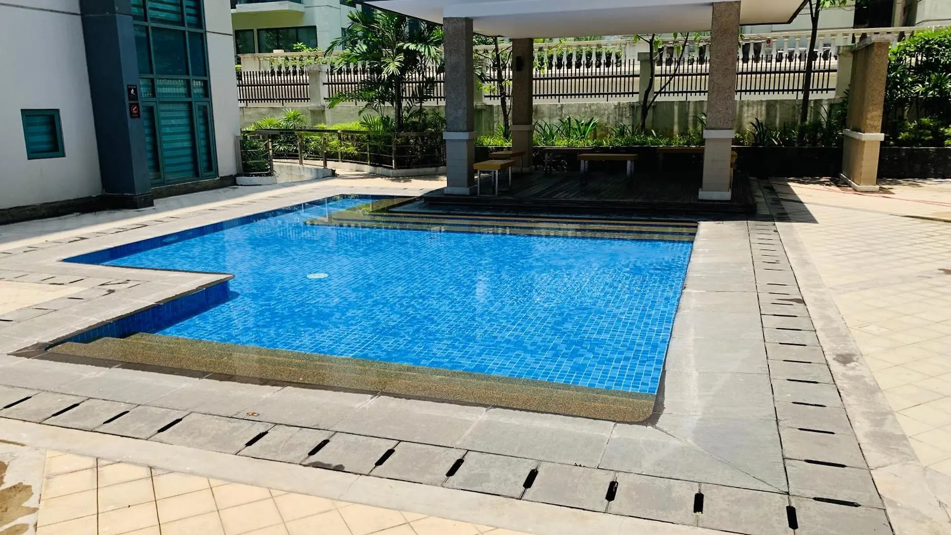 Aparthotel One Palm Tree Villas Condominium - Studio 2Nd Fl With Balcony - Across Terminal 3 Airport Pasay Philippines